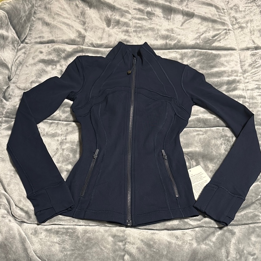 Define Jacket Luon